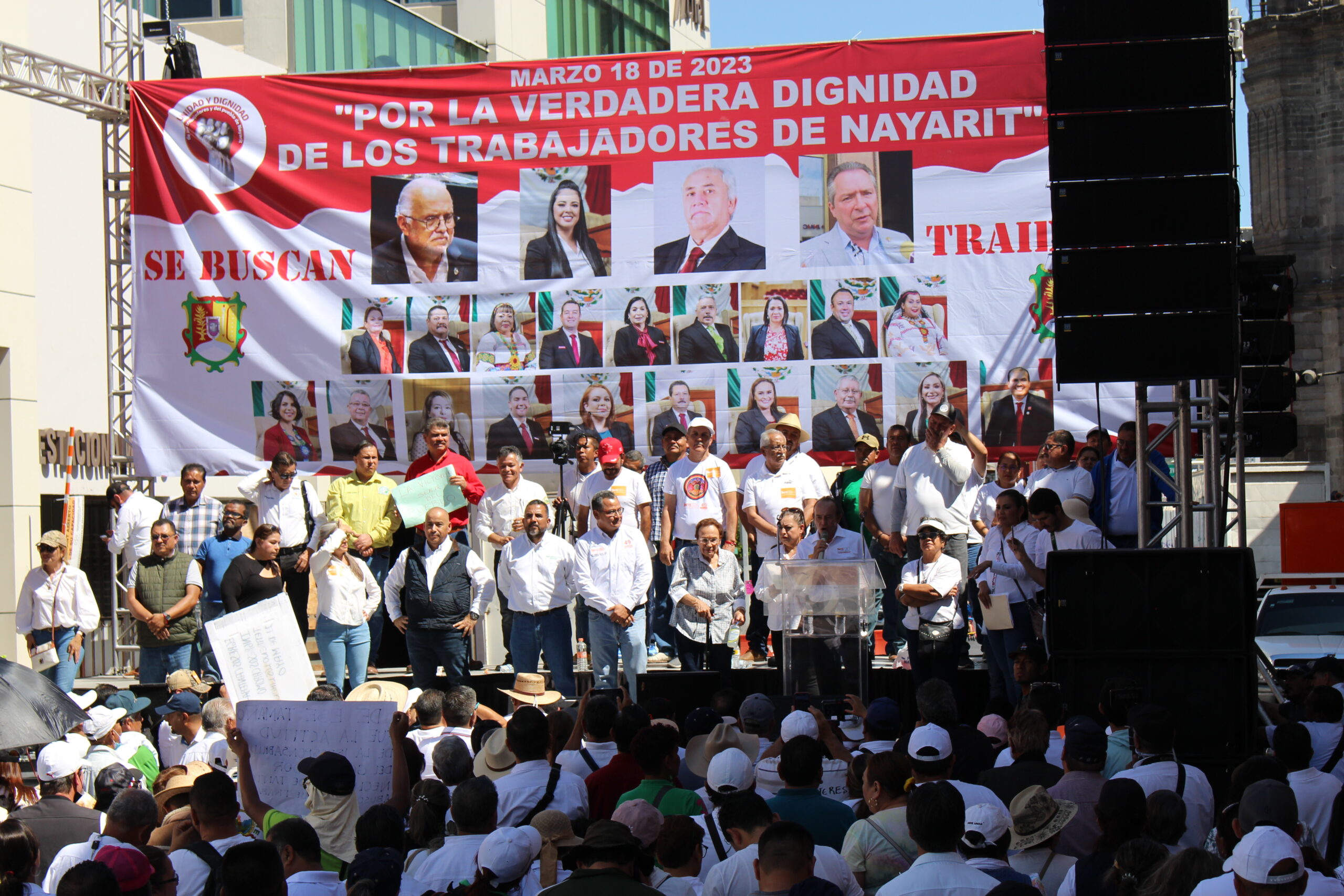Navarro deja sin pensión a maestros nayaritas, salen a protestar a las calles