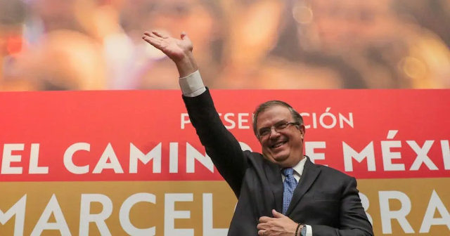 Ebrard anuncia una 4T remasterizada como promesa de campaña