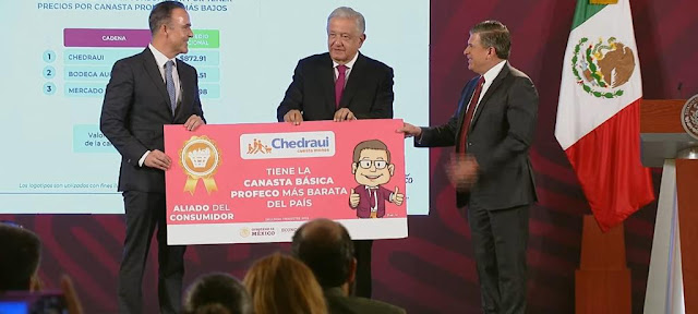Reconoce AMLO a Chedraui como empresa aliada de los consumidores por tener la canasta básica más económica