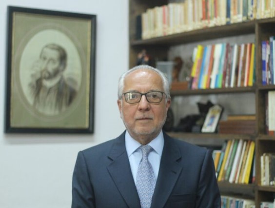 Retrato de Loyola Vera.