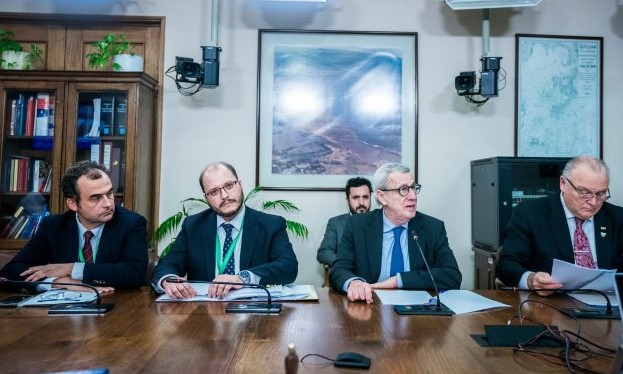 Canciller van Klaveren expone ante las comisiones de Relaciones Exteriores del Senado