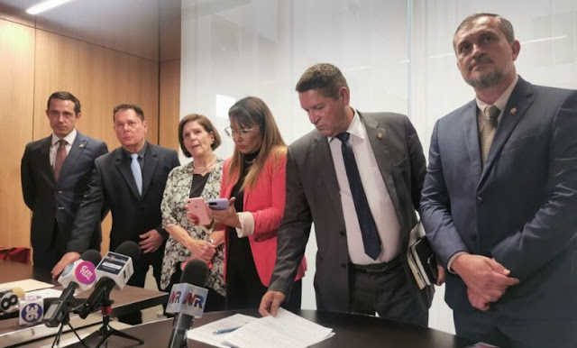 Diputados de Costa Rica en sesión.