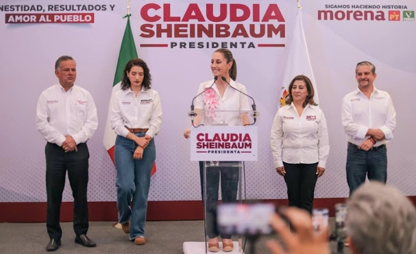 Claudia Sheinbaum promete revisar concesiones y distribución de agua en México Captura de pantalla de un sitio web.