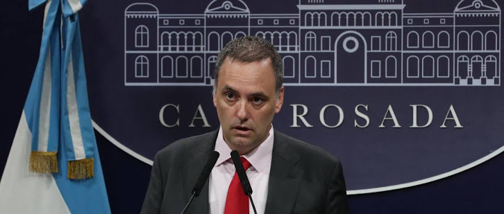 Argentina propone reducir la edad de imputabilidad penal a 13 años, Manuel Adorni Imagen de alta resolución de un evento.