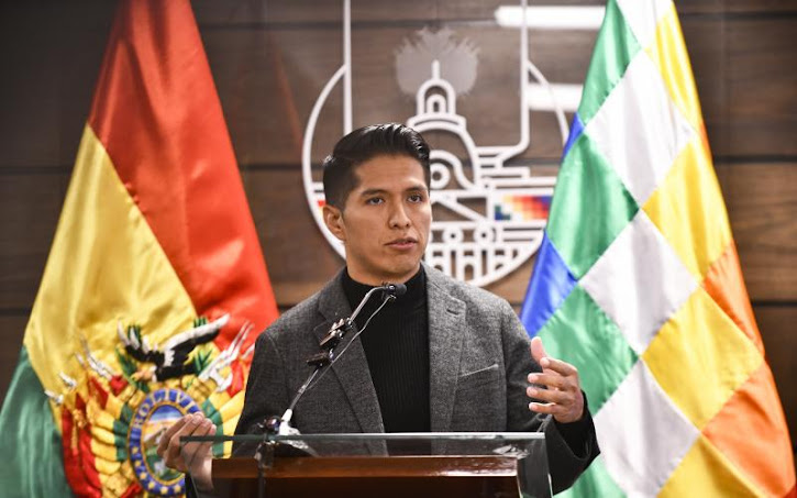 Bolivia ratifica adhesión al Mercosur tras aprobación legislativa, informó Andrónico Rodríguez, presidente del Senado Retrato de Andronico en fondo neutro.