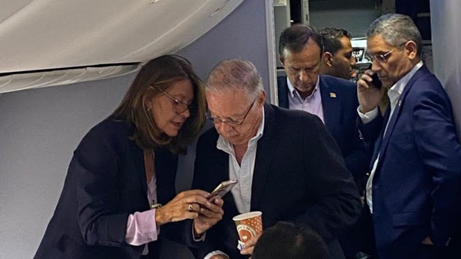 Ex presidentes retenidos en Panamá tras veto aéreo de Venezuela Vuelo de expresidentes de Venezuela a Panamá.