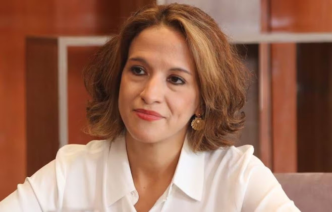 Paraguay: Lea Giménez renuncia a la Jefatura de Gabinete en medio de tensiones diplomáticas Retrato de Lea Giménez.