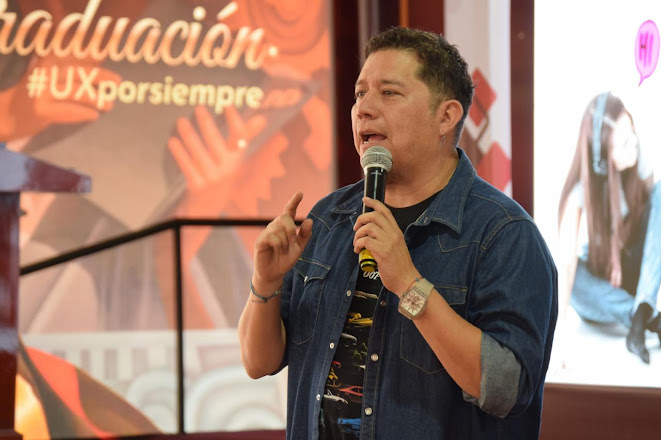 Kif Nava enfatiza la importancia de la creatividad en la estrategia política en el 3er Congreso Internacional de Comunicación y Estrategia Digital Imagen de WhatsApp con fecha y hora.