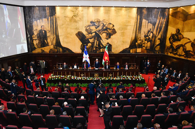 Congreso dominicano analiza proyectos para que partidos designen alcaldes interinos en caso de vacante Captura de pantalla del sitio web Sufragio.