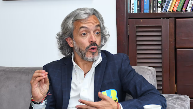 Juan Daniel Oviedo confirma su precandidatura presidencial para 2026 y anuncia gira nacional Captura de pantalla del sitio web Sufragio.