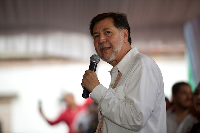 Alta demanda marca el inicio del proceso judicial, Fernández Noroña lo califica como un éxito Norona en evento académico.