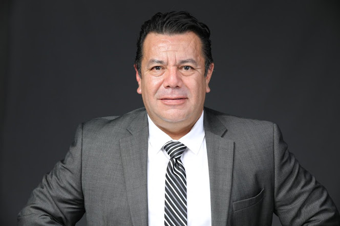 Retrato de Alberto Rivera.