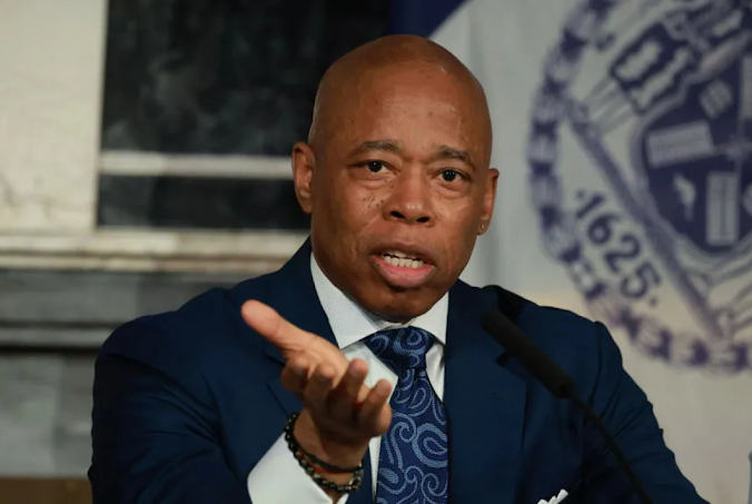 Alcalde Eric Adams niega dimisión y defiende su compromiso con Nueva York Captura de pantalla del sitio web Sufragio.