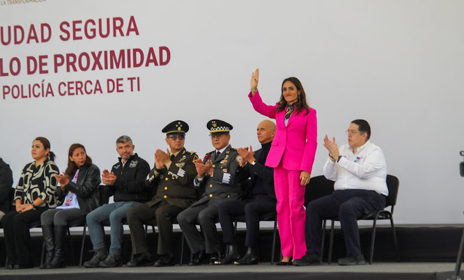 Alessandra Rojo de la Vega apoya iniciativa contra franeleros.