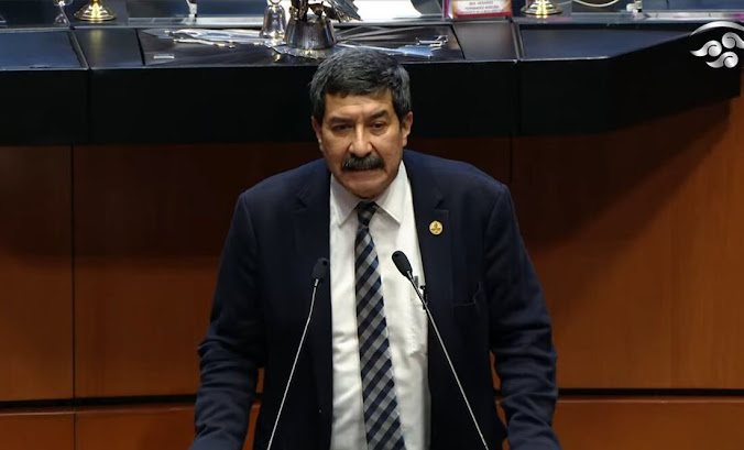 Imagen abstracta con colores vibrantes y formas.