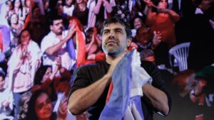 Óscar Andrade asume como nuevo secretario general del Partido Comunista del Uruguay