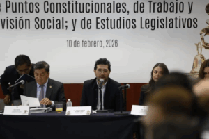 Senado avala en comisiones reforma para 40 horas laborales