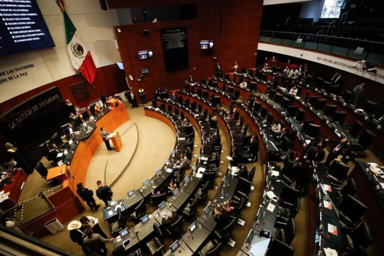 Senado debate reforma de 40 horas laborales respaldada por Morena Senado debate reforma de 40 horas laborales respaldada por Morena