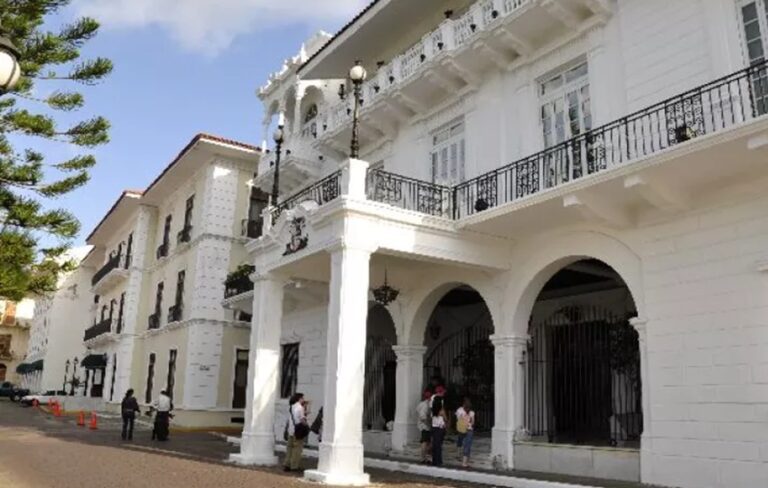 Presentan ley para eliminar partidas discrecionales en Panamá Presentan ley para eliminar partidas discrecionales en Panamá