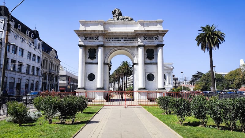 Valparaíso recibe $127 millones para conservar su patrimonio Valparaíso recibe $127 millones para conservar su patrimonio