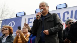 Colegio de Profesores critica respuesta a violencia escolar en Chile Colegio de Profesores critica respuesta a violencia escolar en Chile