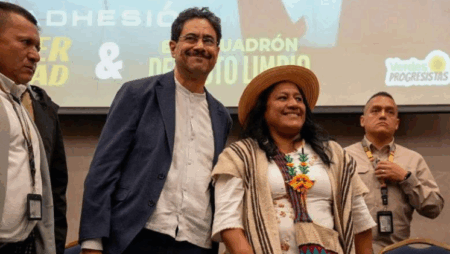 Iván Cepeda recorre regiones con minga indígena en campaña presidencial