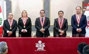JNE nombra comité de expertos para la segunda vuelta en Perú JNE nombra comité de expertos para la segunda vuelta en Perú