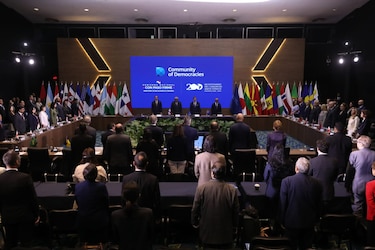 Mulino propone cumbre regional contra narcotráfico y crimen organizado