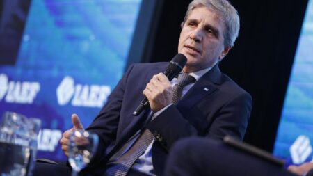 Caputo presentará reforma a la Ley de Inocencia Fiscal en Argentina