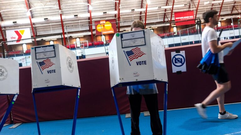 Estados de EE UU refuerzan restricciones a apuestas en elecciones