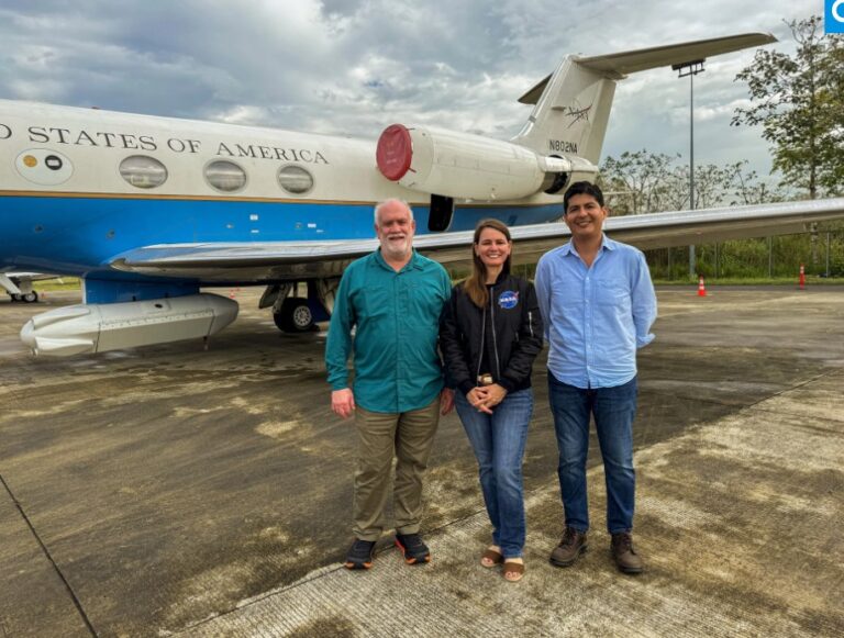 NASA y STRI avanzan en monitoreo aéreo de bosques en Panamá NASA y STRI avanzan en monitoreo aéreo de bosques en Panamá