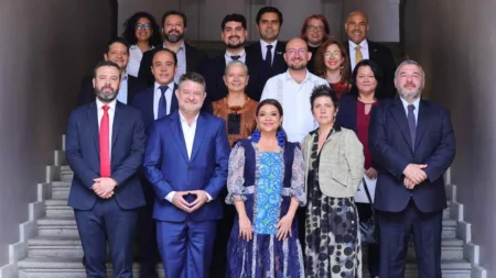 CDMX abre centro integral de apoyo para migrantes