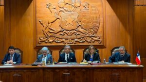 Tricel mantiene en estudio destitución del gobernador Orrego