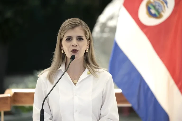 Costa Rica aplica modelo salvadoreño contra crimen en cárceles
