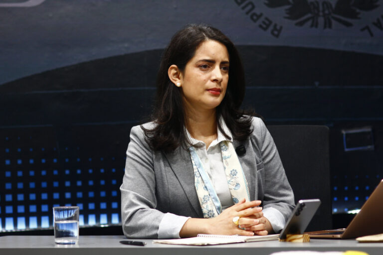 Claudia Ortiz anuncia candidatura a secretaria general de VAMOS Claudia Ortiz anuncia candidatura a secretaria general de VAMOS
