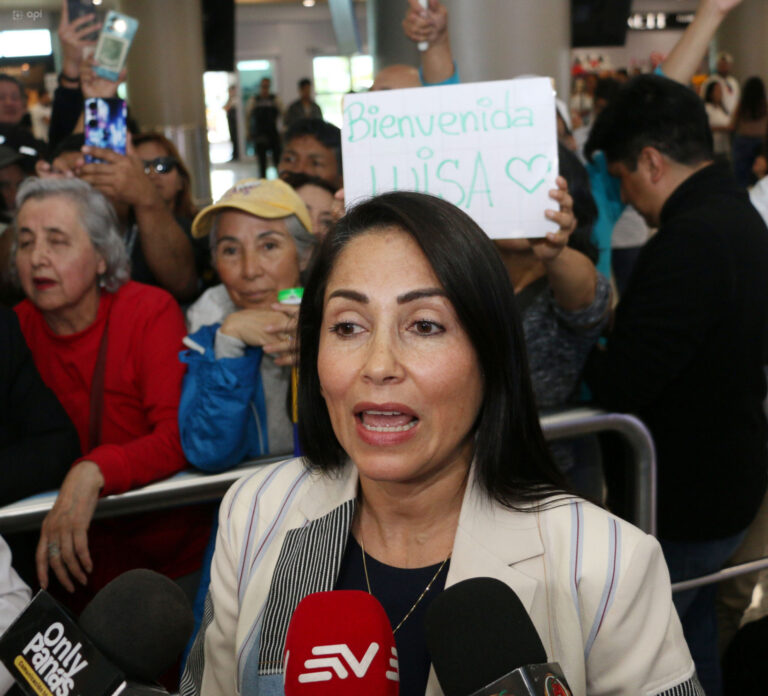 Correísmo acusa a Noboa de excluir oposición en elecciones locales Correísmo acusa a Noboa de excluir oposición en elecciones locales