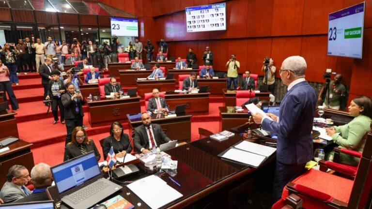 Congreso retoma reforma de la Policía Nacional tras ocho meses Congreso retoma reforma de la Policía Nacional tras ocho meses