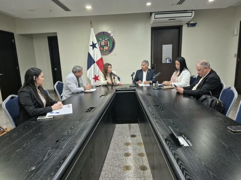 Panamá y Costa Rica unen estrategias ante El Niño en agricultura Panamá y Costa Rica unen estrategias ante El Niño en agricultura