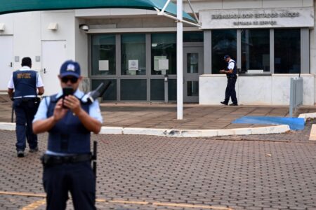 EE UU suspende servicios consulares en Brasil por elecciones