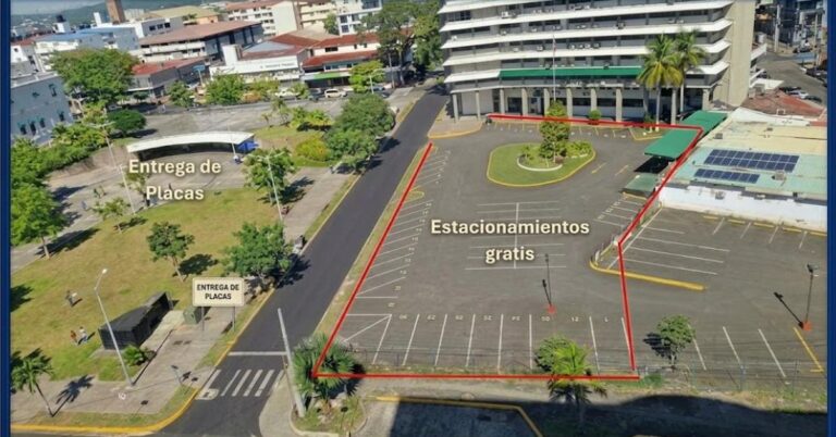 Alcaldía de Panamá amplía estacionamientos para retiro de placas Alcaldía de Panamá amplía estacionamientos para retiro de placas