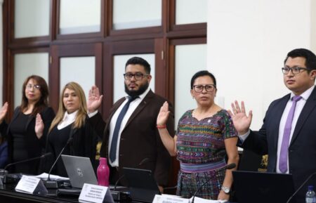 Arévalo podría fijar salario mínimo 2027 ante falta de acuerdo Arévalo podría fijar salario mínimo 2027 ante falta de acuerdo